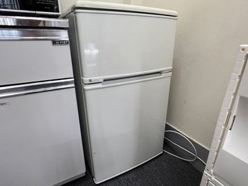80Lサイズの冷蔵庫をご用意しております。 - なごみスペース ワンランク上の［なごみスペース］清潔でお洒落✨パーティー・会議の設備の写真