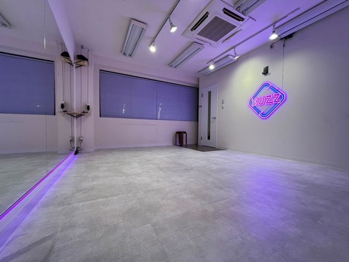 1st - 竹ノ塚 レンタルスタジオ STUDIO BUZZ