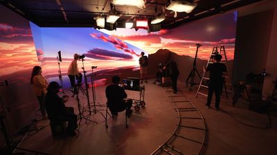 バーチャルプロダクションの撮影も可能（要相談） - 北参道スタジオ 大型LED/駅近/機材充実の室内の写真