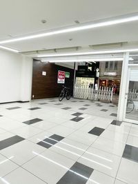 高知市帯屋町 オビヤギルド イベントホールの入口の写真
