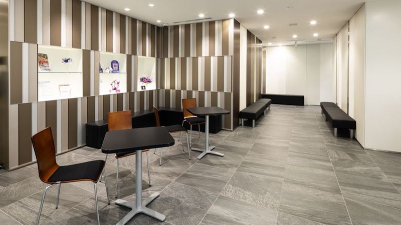 グランドピアノ・エレクトーン防音部屋 ROOM402番教室 - ミュージックアベニューなんば