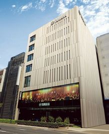 ヤマハ大阪ビル - ミュージックアベニューなんば ギター防音部屋 ROOM501番教室の室内の写真