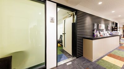 2番　部屋入り口 - ミュージックアベニュー梅田 グランドピアノ防音部屋 Room2教室の室内の写真