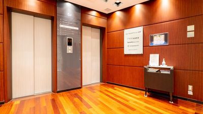 エレベーターホール - ミュージックアベニュー伏見 エレクトーン防音部屋 C教室の室内の写真