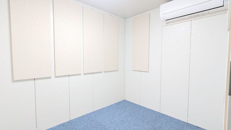 Ａスタジオ　【エアコン・電子ピアノ付設・2.5帖】 - レンタボン・大山スタジオ