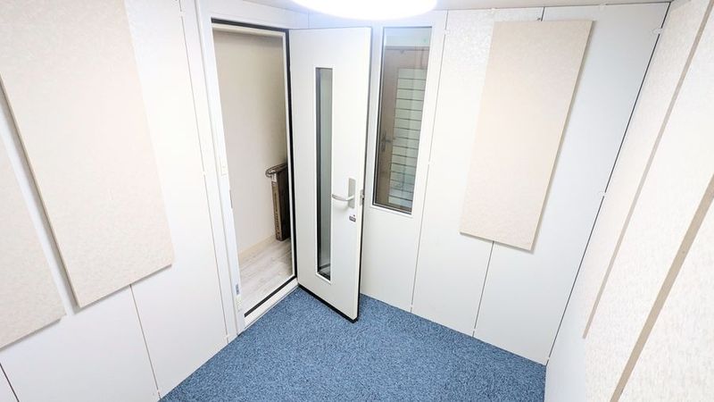 Ａスタジオ　【エアコン・電子ピアノ付設・2.5帖】 - レンタボン・大山スタジオ