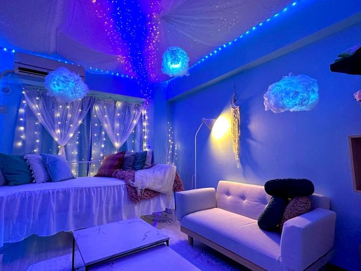 室内イルミで映画鑑賞✨まるで雲の上にいるような感覚🌥 - KOHA新宿2nd