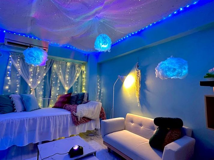 室内イルミで映画鑑賞✨まるで雲の上にいるような感覚🌥 - KOHA新宿2nd