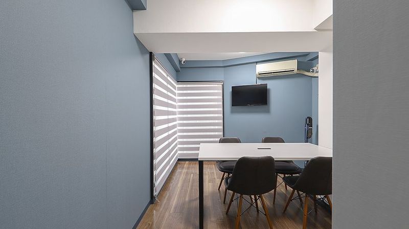 アクセス抜群の多目的レンタルルーム＜Holz都立大501＞ - 【都立大学駅 徒歩2分】多目的レンタルスペース｜HOLZ都立大