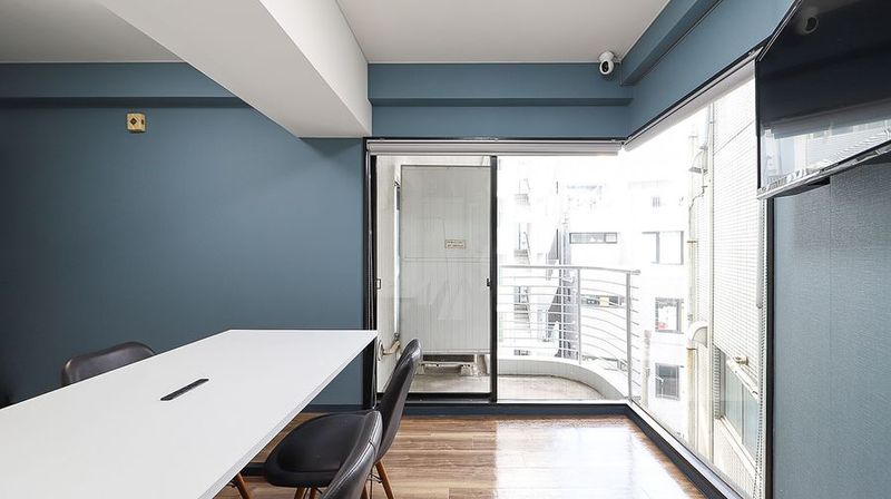 アクセス抜群の多目的レンタルルーム＜Holz都立大501＞ - 【都立大学駅 徒歩2分】多目的レンタルスペース｜HOLZ都立大