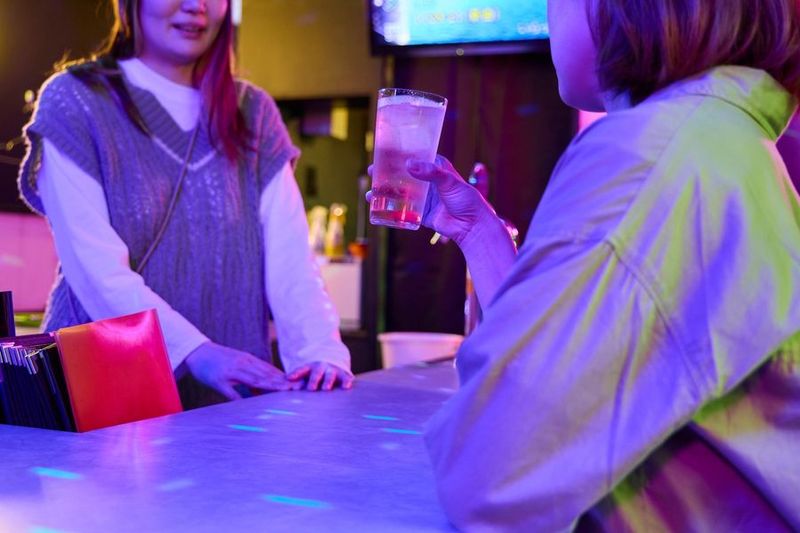 西五反田カラオケバーセブン、昼間借り営業やパーティー利用 - カラオケバーセブン