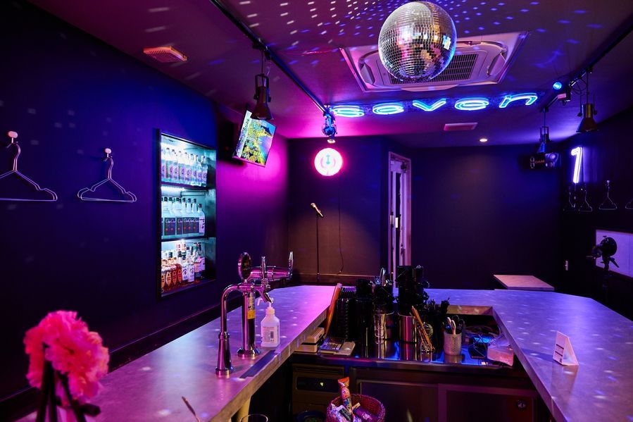 カラオケバー店主 カラオケバーセブン】を予約 (¥3,300~)｜インスタベース