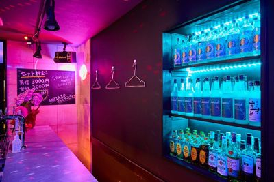 カラオケバーセブン 西五反田カラオケバーセブン、昼間借り営業やパーティー利用の室内の写真
