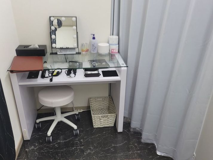 レンタルサロン_ソファースペース - minoriba_池袋二丁目店