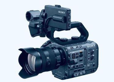 SONY FX6+レンズ - ワンクロ中目黒スタジオ レンタルスタジオ 多目的スペース 中目黒駅前の室内の写真