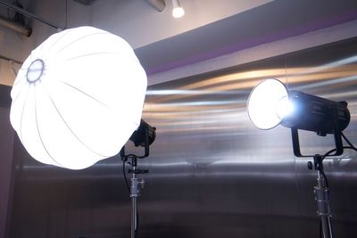 照明機材
ゴドックス×2台 - ワンクロ中目黒スタジオ レンタルスタジオ 多目的スペース 中目黒駅前の室内の写真