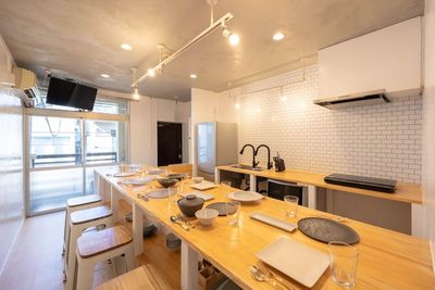 リノスぺkitchen恵比寿201【渋谷】レンタルキッチン 《人数変動プラン》リノスぺkitchen恵比寿201【最大10名の室内の写真