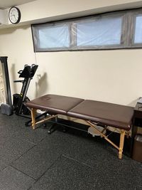 治療ベッド - CALANT白山 レンタルジム・治療スペースの設備の写真