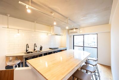 リノスぺkitchen麻布台【六本木】レンタルキッチン 《人数変動プラン》リノスぺkitchen麻布台【最大10名】の室内の写真