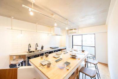 リノスぺkitchen麻布台【六本木】レンタルキッチン 《人数変動プラン》リノスぺkitchen麻布台【最大10名】の室内の写真