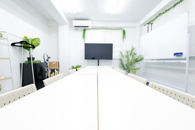 神田WESTウィルシャー・ミーティング
すっきりと形の良いお部屋です。 - 神田WEST  ウィルシャー・ミィーティング 神田WEST ウィルシャー・ミーティング☘️✨の室内の写真