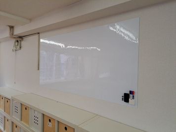 壁に貼り付けるホワイトボードがあります。（無料貸出） - GARAGE AKIHABARA イベントスペースGARAGE AKIHABARAの設備の写真