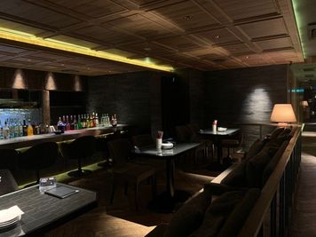 ORIENTAL LOUNGE 錦 駅近🤍【50名様まではこちら】 映えスポット✨近くにコンビニ✨の室内の写真