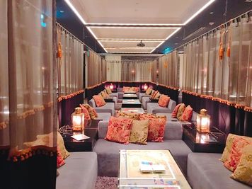 ORIENTAL LOUNGE 栄店 駅近🤍【50名様まではこちら】 映えスポット✨周辺にコンビニ✨の室内の写真