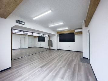 室内全体写真 - レンタルスタジオAivic池袋東口2号店の室内の写真