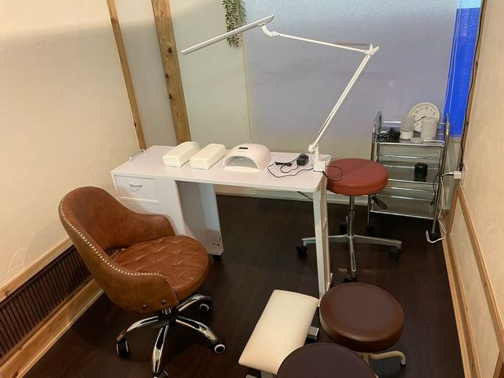 レンタルサロン - minoriba_六本松駅別府橋店