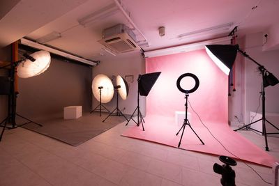 【本格撮影スタジオが1H/3300円〜】上野・浅草の天高2.8mの無料機材多数の超ハイコスパの撮影スタジオ - Studio Gather上野・浅草