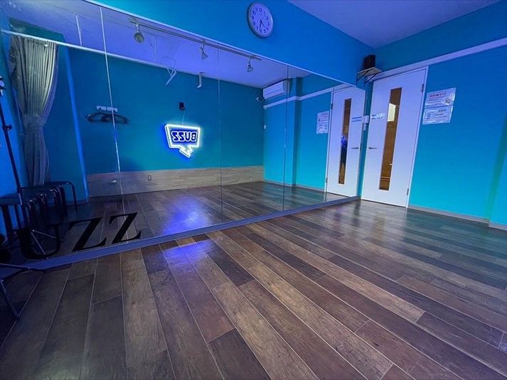 3st - 福岡 天神 レンタルスタジオ　STUDIO BUZZ 