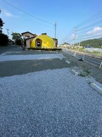 駐車場(5台駐車可）兼　多目的広場 - 糸島ドームハウスの外観の写真