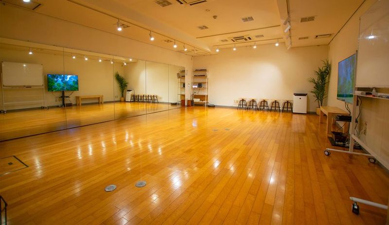 スタジオOLI三鷹 - レンタルスタジオOLI  三鷹店