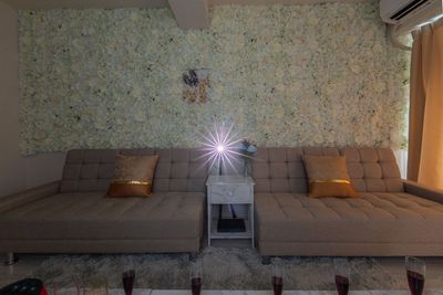 貸し切り個室空間で周囲の目を気にせずパーティ🎉 - Vileka天神橋 Vileka天神_05の室内の写真