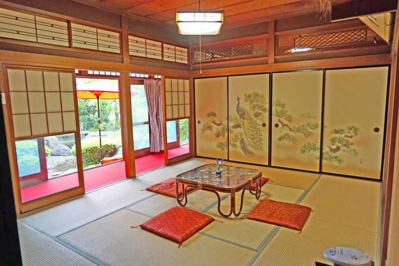 古民家と日本庭園『飯田屋』 - 飯田屋