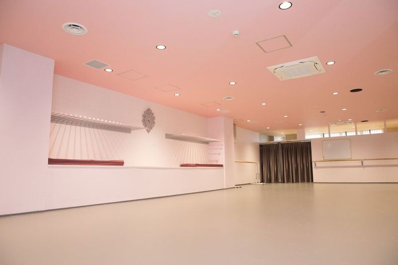 Classy Lessons 銀座スタジオ - Classy Lessons