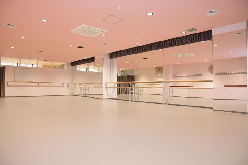 Classy Lessons 銀座スタジオ - Classy Lessons