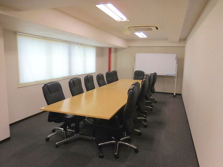 第7会議室 - 新横浜ホール【加瀬の貸し会議室】