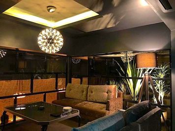 ORIENTAL LOUNGE 宮崎 駅近🤍【101名様-150名様まではこちら】 映えスポット✨の室内の写真