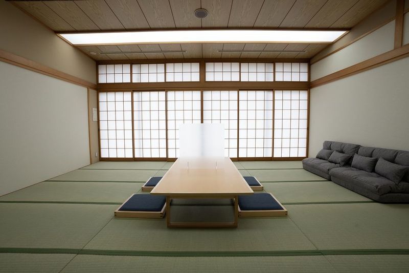 和室会議室 B - YOROffice