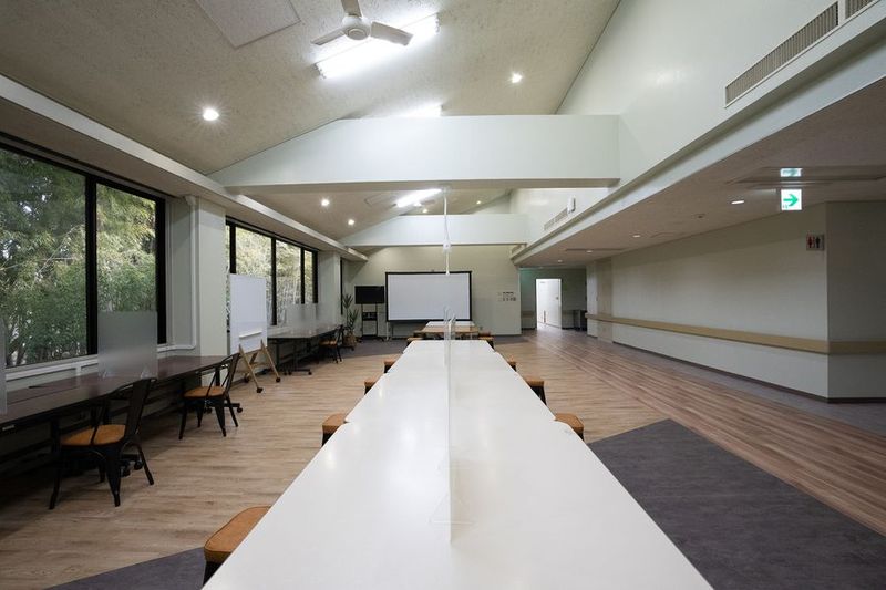 クリエイターズワークスペース（貸切） - YOROffice