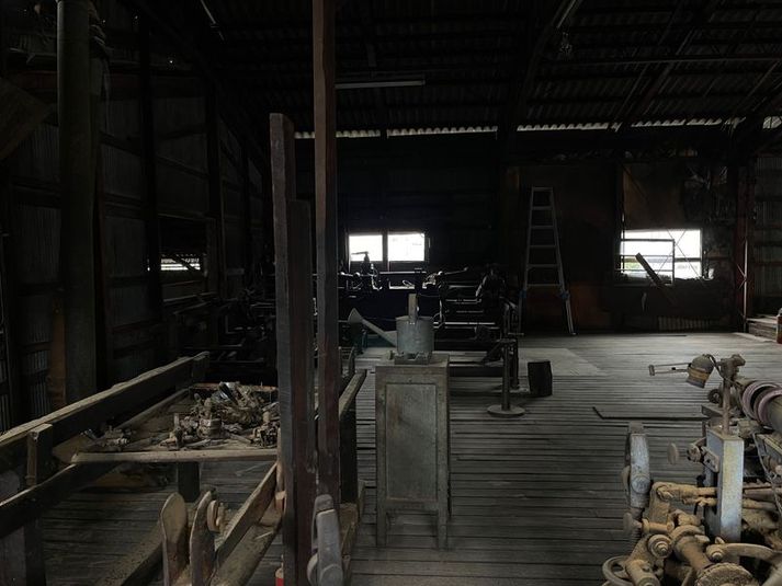 レトロなスペース - タリモール