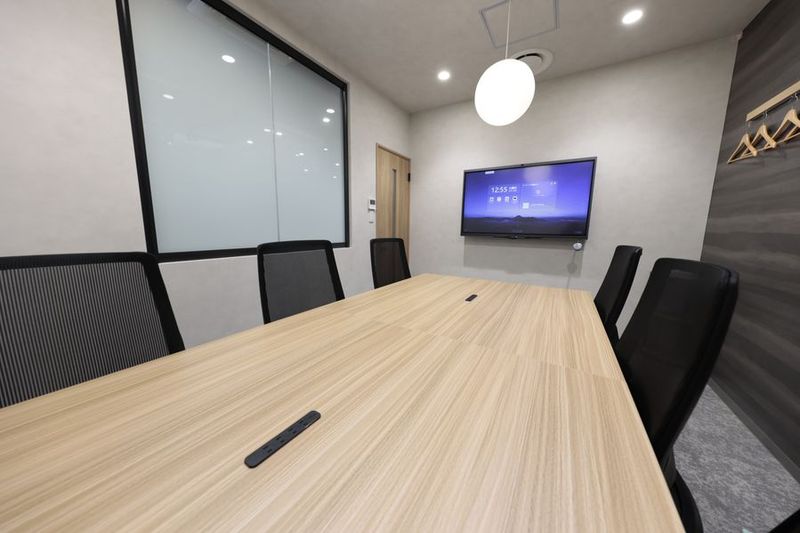 6名用会議室 - BIZcomfort春日部