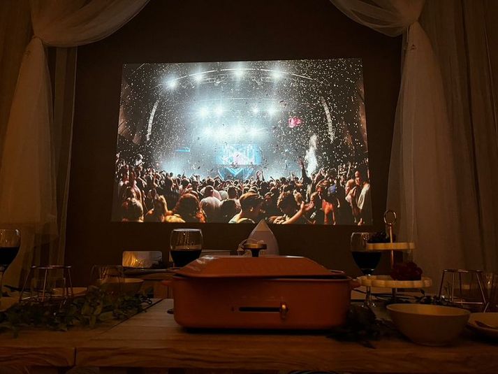 【1日前予約で10％OFF】河原町駅徒歩3分🌻rosé四条 - <rosé四条>河原町駅徒歩3分/推し活に🥂