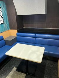 《1名用》【テレワークに最適👩‍💻】電源/Wi-Fi完備/ソフトドリンク飲み放題付き☕️の完全個室！ - カラオケビッグエコー　神田南口店