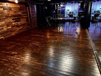 ダンスフロア　4700×6000 - ダンスや稽古・配信スタジオ上野 安い！防音ダンス・稽古スタジオ　上野、日暮里、根津駅9分の室内の写真