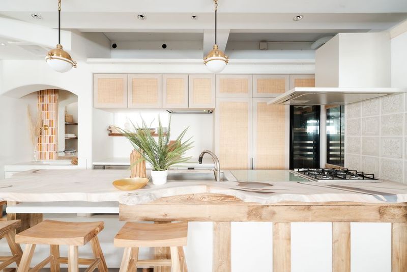 キッチン付きBOHOSTYLE海外リゾート風リビングルーム - O.C Living studio