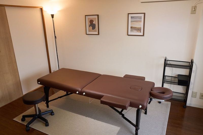 高島屋裏すぐ2階のレンタルスペース・レンタルサロン - Futakorooms 205