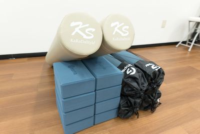 ヨガマット、ヨガブロック、ストレッチポール - レンタルスタジオAivic神田の設備の写真